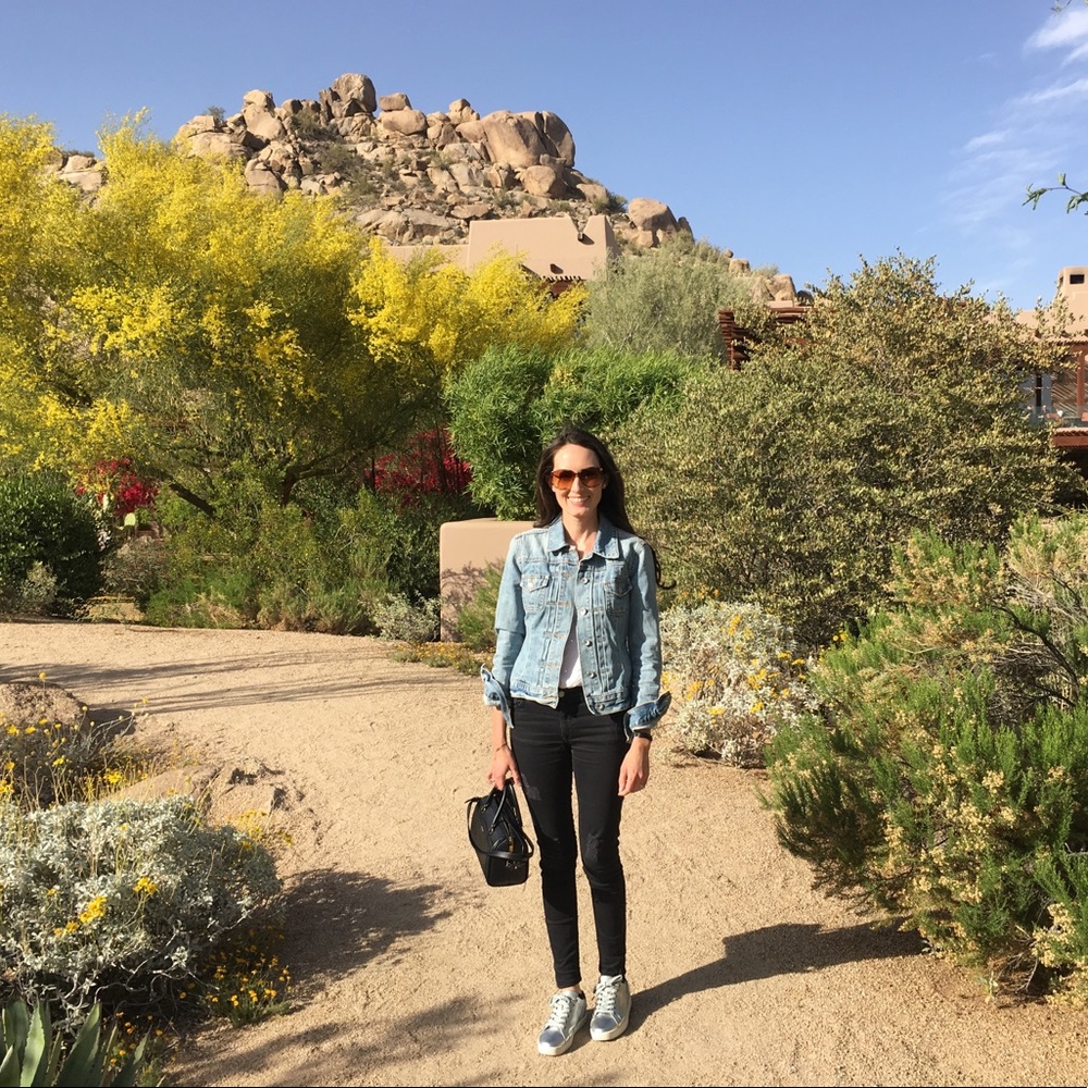 Meet your Posher, Jennifer